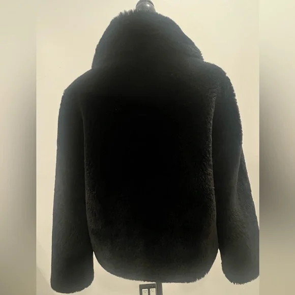 J. Galt Faux Fur Black Collared Coat - Picture 2 of 6